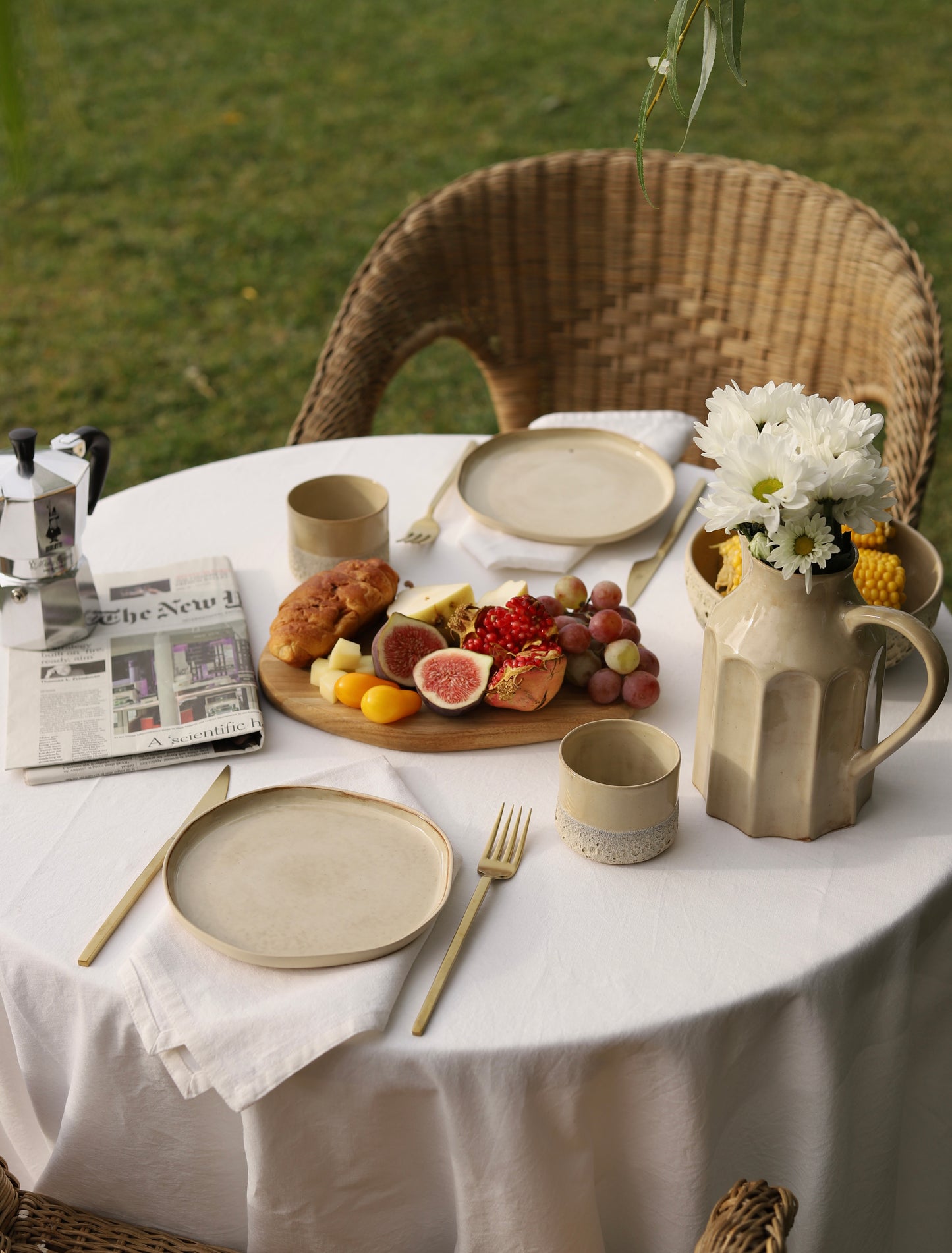 Hera Beige Sürahi/Vazo